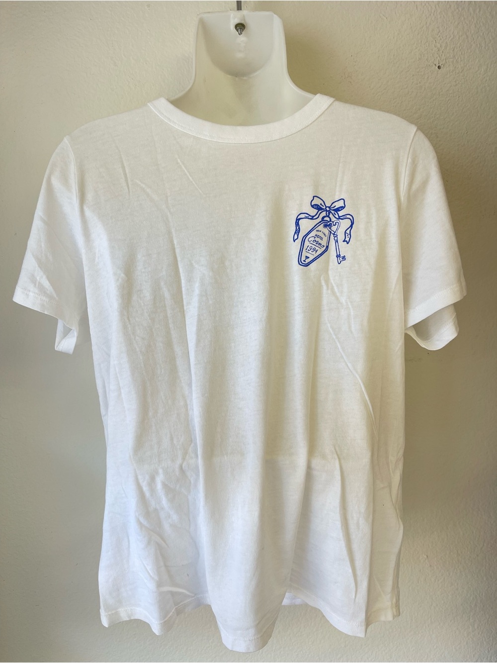 Old Navy White Short Sleeve Tee with Blue Chest Graphic